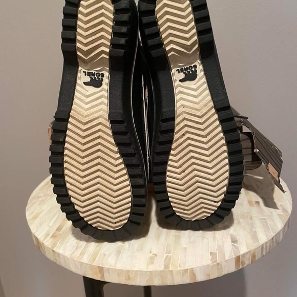 Women’s Sorel Tivoli II Winter Boots-Size 8 - Picture 6 of 6